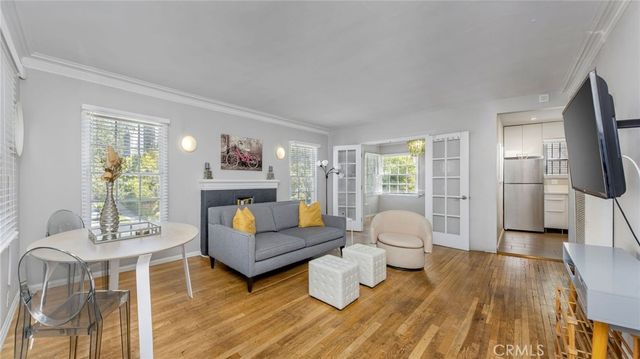 1700 Glendon, Los Angeles, CA 90024