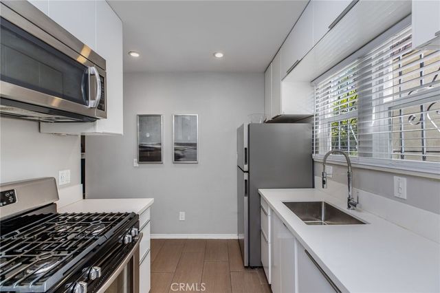 1700 Glendon, Los Angeles, CA 90024