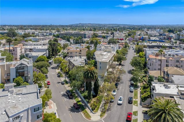 1700 Glendon, Los Angeles, CA 90024