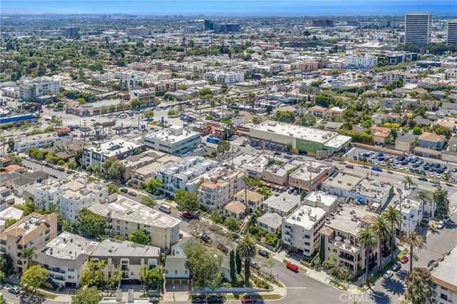1700 Glendon, Los Angeles, CA 90024