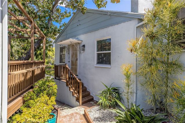 1700 Glendon, Los Angeles, CA 90024