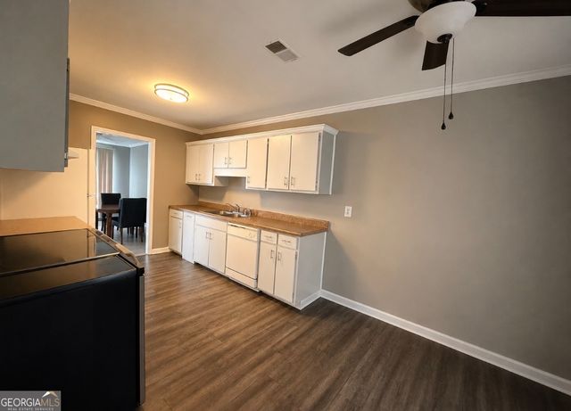 6354 Shannon Parkway 14F, Union City, GA 30291