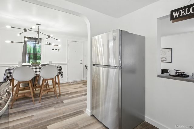 8411 Hugh Street, Westland, MI 48185