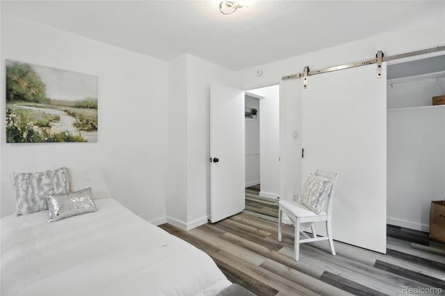 8411 Hugh Street, Westland, MI 48185