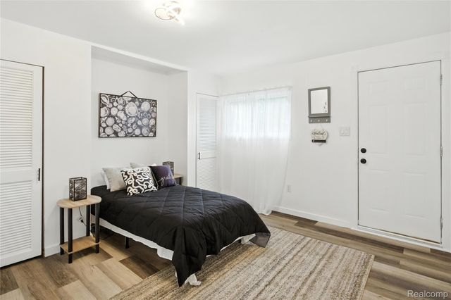 8411 Hugh Street, Westland, MI 48185