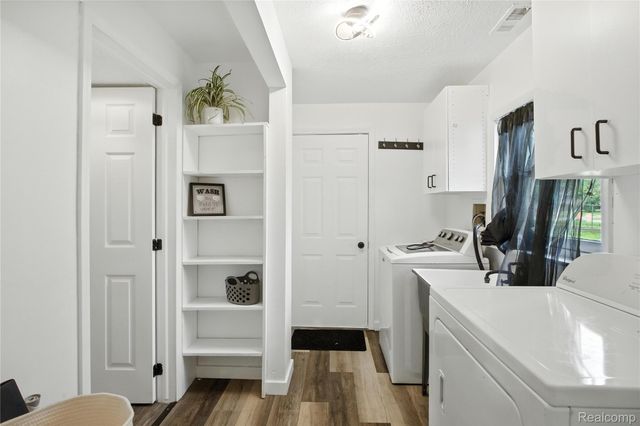 8411 Hugh Street, Westland, MI 48185