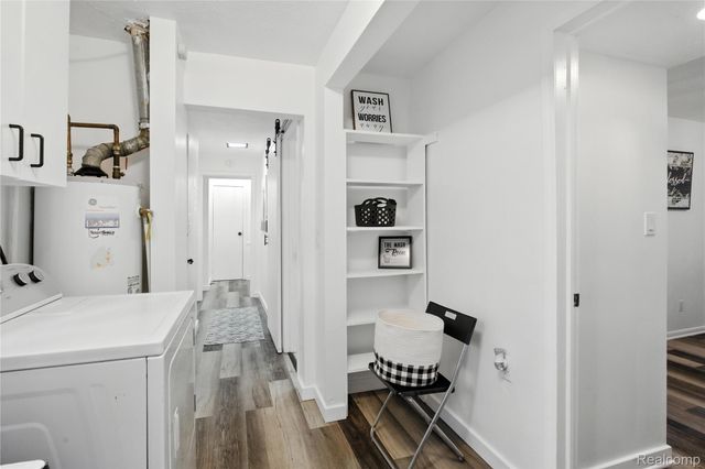 8411 Hugh Street, Westland, MI 48185