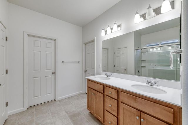 7216 E University Avenue, Fresno, CA 93737