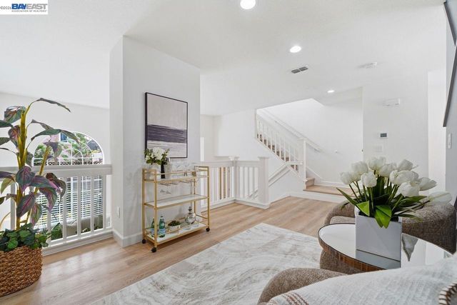 6020 Condor, Danville, CA 94506