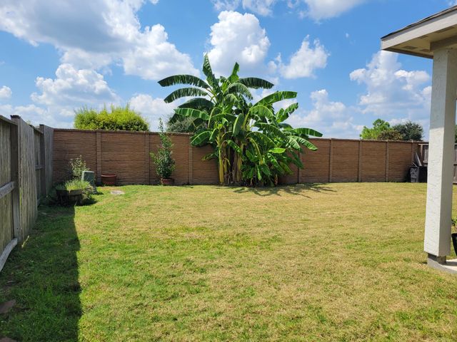 10342 Aldrin Drive, Rosharon, TX 77583