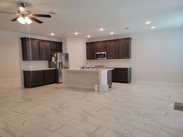 10342 Aldrin Drive, Rosharon, TX 77583