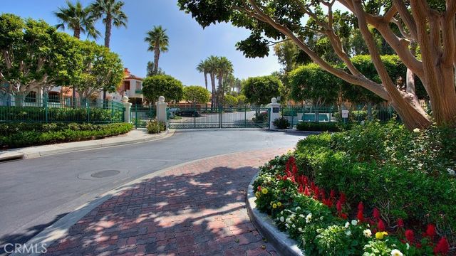 372 Villa Point Drive, Newport Beach, CA 92660