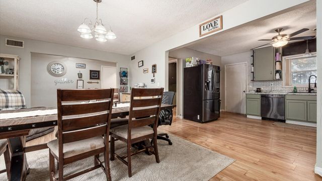 1685 Jackson Road, Zanesville, OH 43701