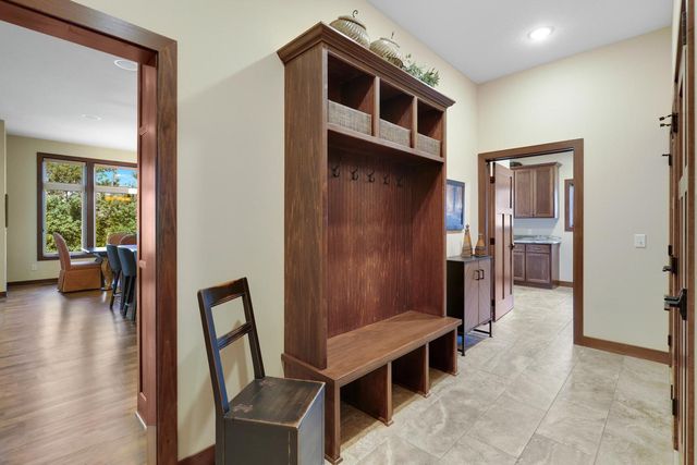 17636 Natures Way SE, Prior Lake, MN 55372