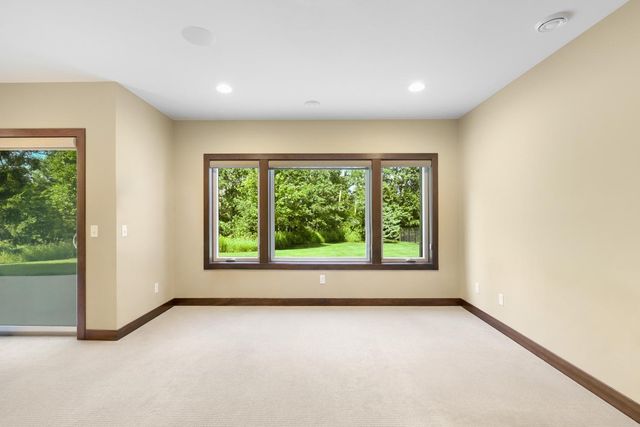 17636 Natures Way SE, Prior Lake, MN 55372