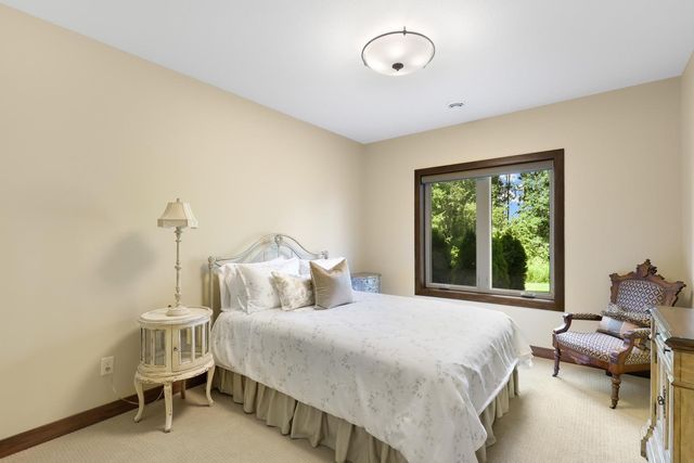 17636 Natures Way SE, Prior Lake, MN 55372
