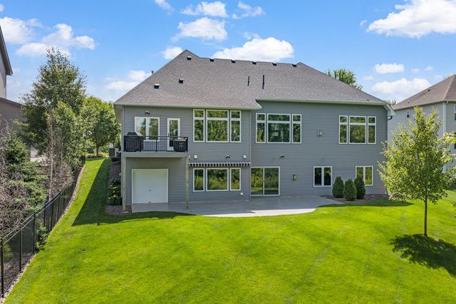 17636 Natures Way SE, Prior Lake, MN 55372