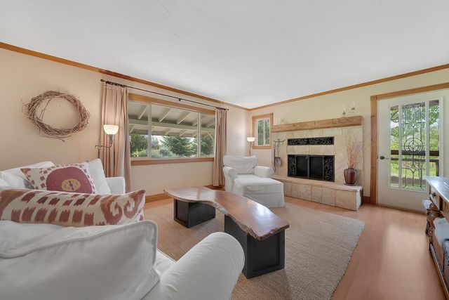 10801 Shenandoah Rd, Plymouth, CA 95669