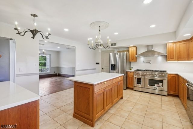 60 Perryville Rd, Union Twp., NJ 08867