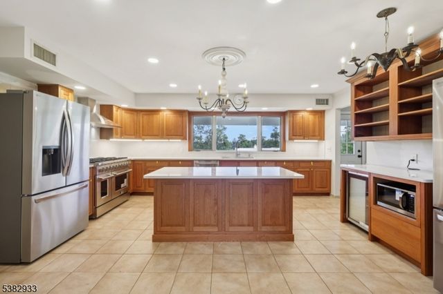 60 Perryville Rd, Union Twp., NJ 08867