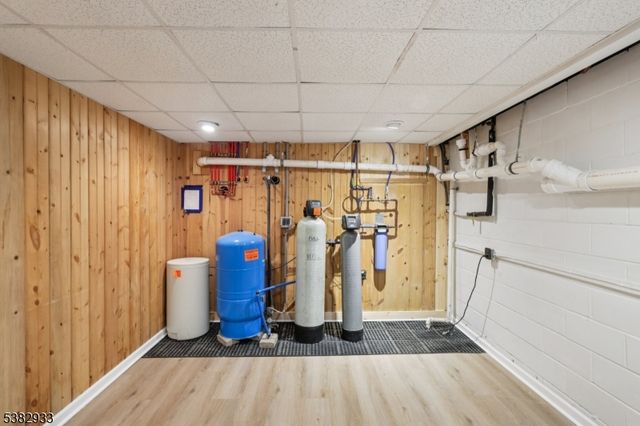 60 Perryville Rd, Union Twp., NJ 08867