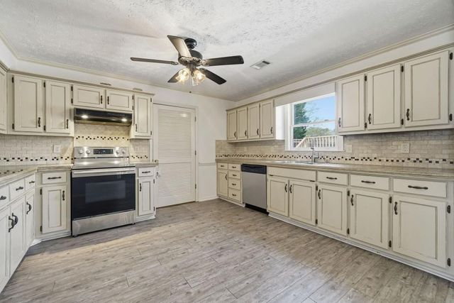 3685 Frankie Wade, Loganville, GA 30052