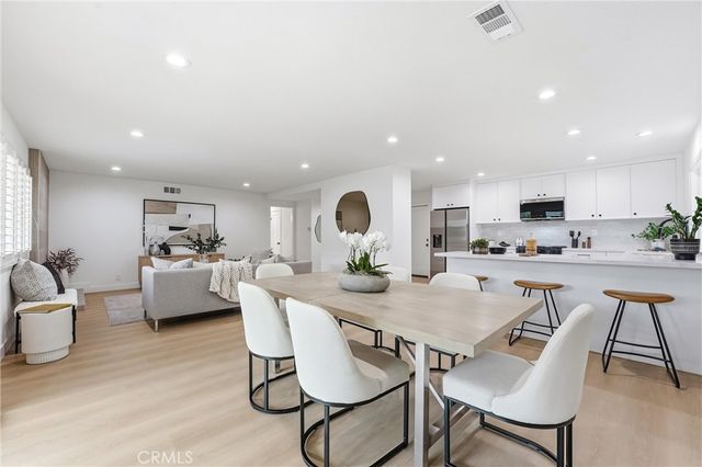 17915 Santa Olivia, Fountain Valley, CA 92708