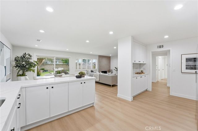 17915 Santa Olivia, Fountain Valley, CA 92708