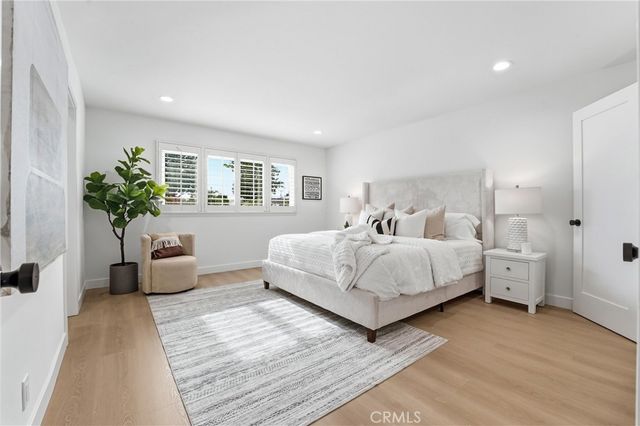 17915 Santa Olivia, Fountain Valley, CA 92708