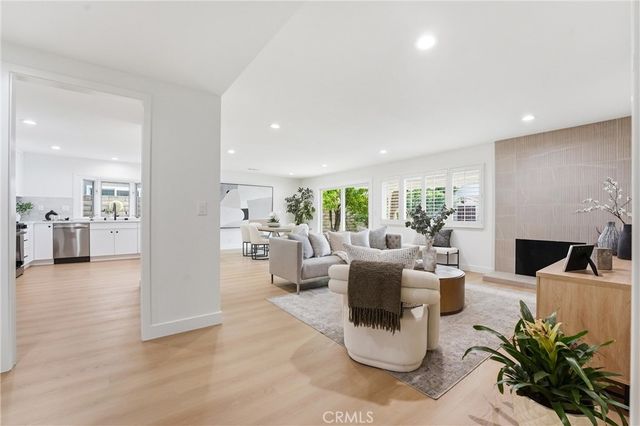 17915 Santa Olivia, Fountain Valley, CA 92708