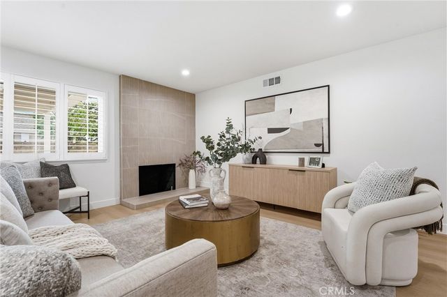 17915 Santa Olivia, Fountain Valley, CA 92708