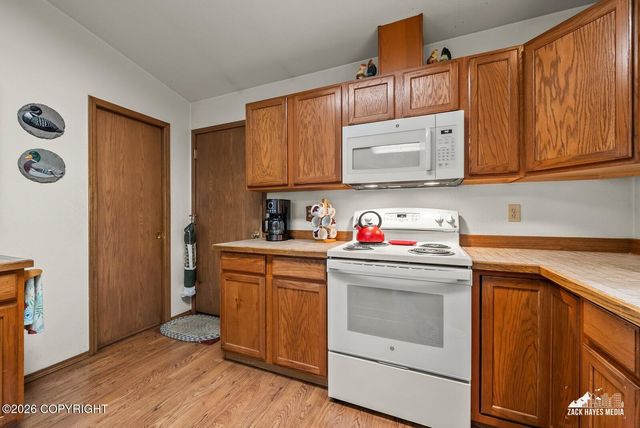 6730 W Cambridge Drive, Wasilla, AK 99623