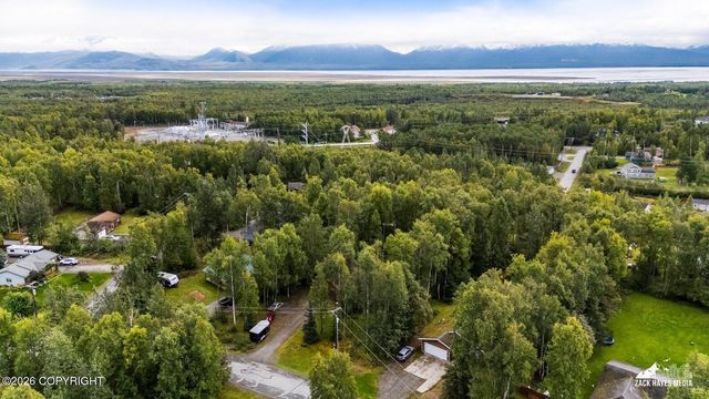 6730 W Cambridge Drive, Wasilla, AK 99623