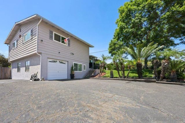 625 Corona CT, Vista, CA 92081
