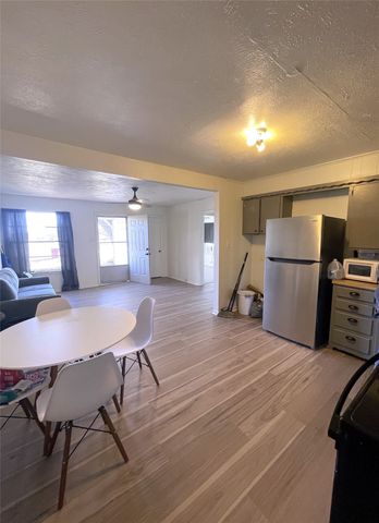 1305 Lynn Street, Bonham, TX 75418