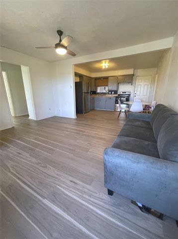 1305 Lynn Street, Bonham, TX 75418