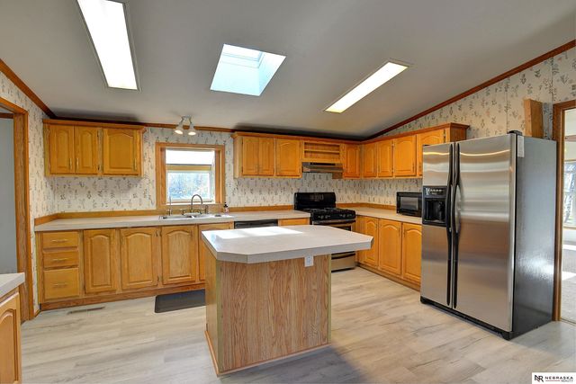 520 Sunset Drive, Yutan, NE 68073