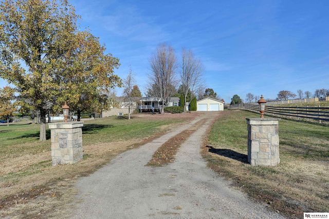 520 Sunset Drive, Yutan, NE 68073