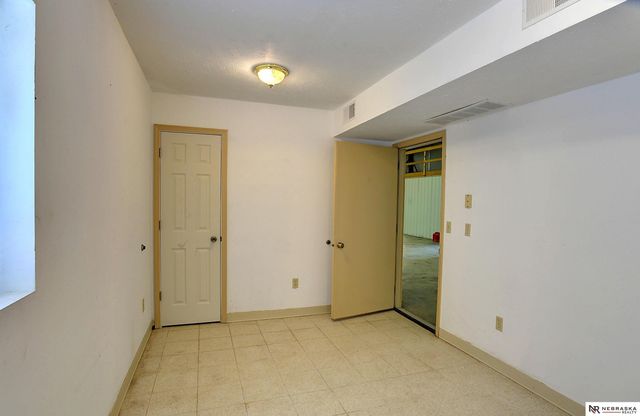 520 Sunset Drive, Yutan, NE 68073