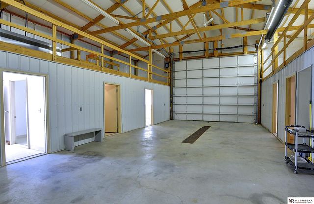 520 Sunset Drive, Yutan, NE 68073