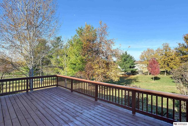 520 Sunset Drive, Yutan, NE 68073