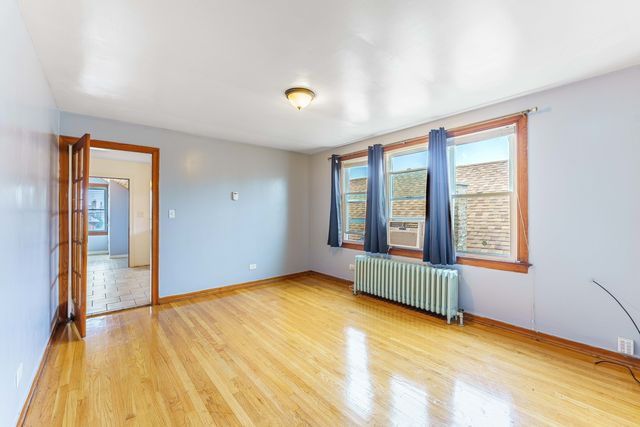6255 W School Street 2, Chicago, IL 60634