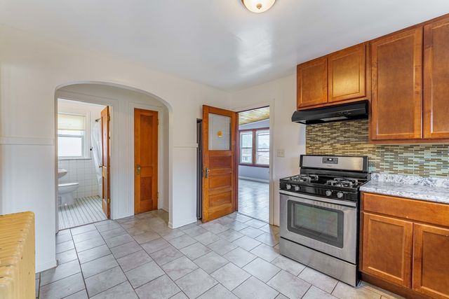 6255 W School Street 2, Chicago, IL 60634