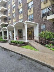 14055 34th Avenue 6C, Flushing, NY 11354