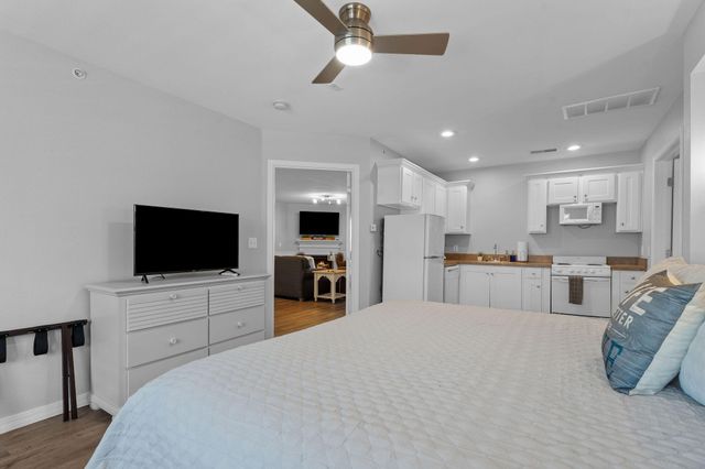 50 Ozark Vista Drive F148, Kimberling City, MO 65686