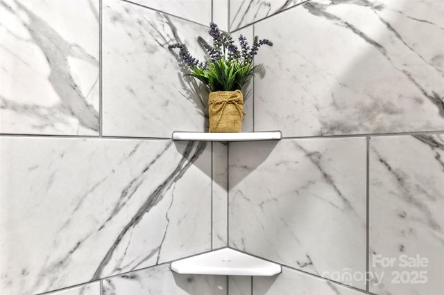 116 Samantha Drive, Fairview, NC 28730