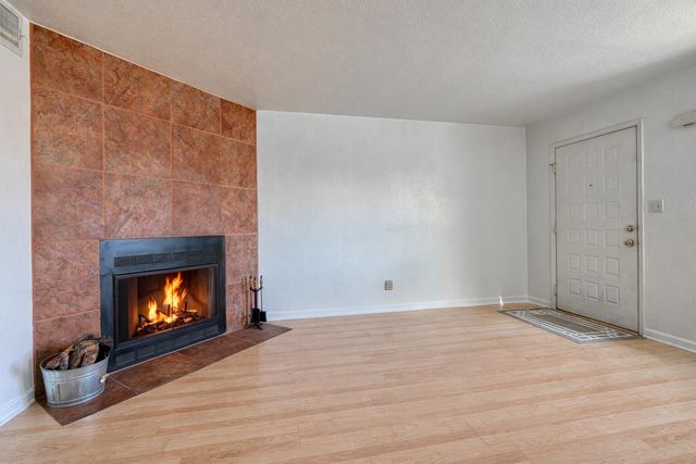 3301 Monroe Street NE UNIT B17, Albuquerque, NM 87110