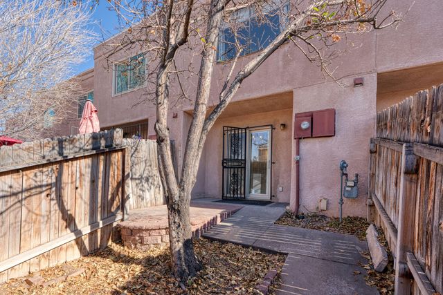 3301 Monroe Street NE UNIT B17, Albuquerque, NM 87110