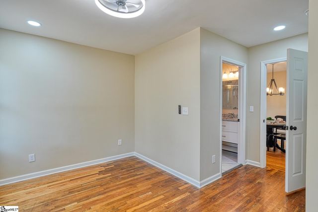 530 W Hayne Street, Woodruff, SC 29388