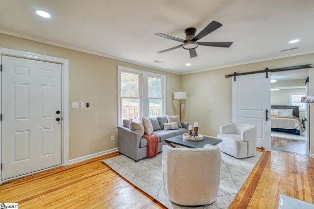 530 W Hayne Street, Woodruff, SC 29388